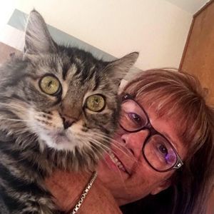 Meet your Posher, Suzie